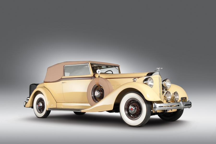  Packard Eight Model 1101 Convertible Victoria 1934 года  (фото 1 из 2)